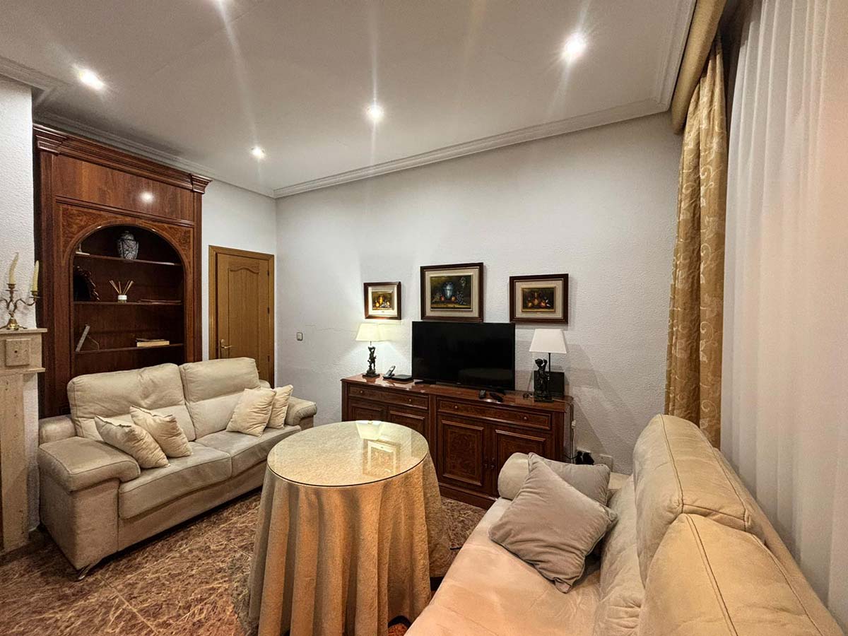 Casa C002 en venta en Cazorla